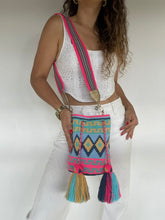 Mochila mediana diseño Gaza exclusive 22x24