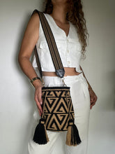 Mochila mediana diseño Gaza exclusive 22x24
