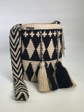 Wayuú Mediana tradicional 22 x 21