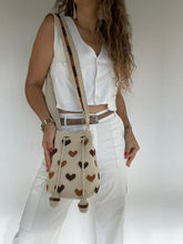 Wayuú Recamada Corazones Mediana 22 x 23