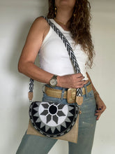 Exclusive Gaza 17 x 27 envelope