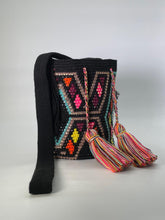 Wayuú Mediana Pedrería Matizada 22 x 21
