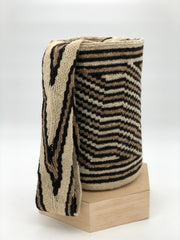 Arhuacas Grandes 33 x 28