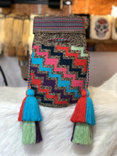 Wayuú Diseño Campanas Grande 29 x 29