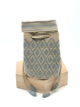 Wayuú Diseño Cordón Lateral Mediana 22x21