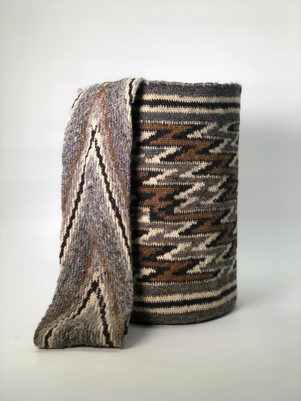 Arhuacas Medianas Premium 28 x 28