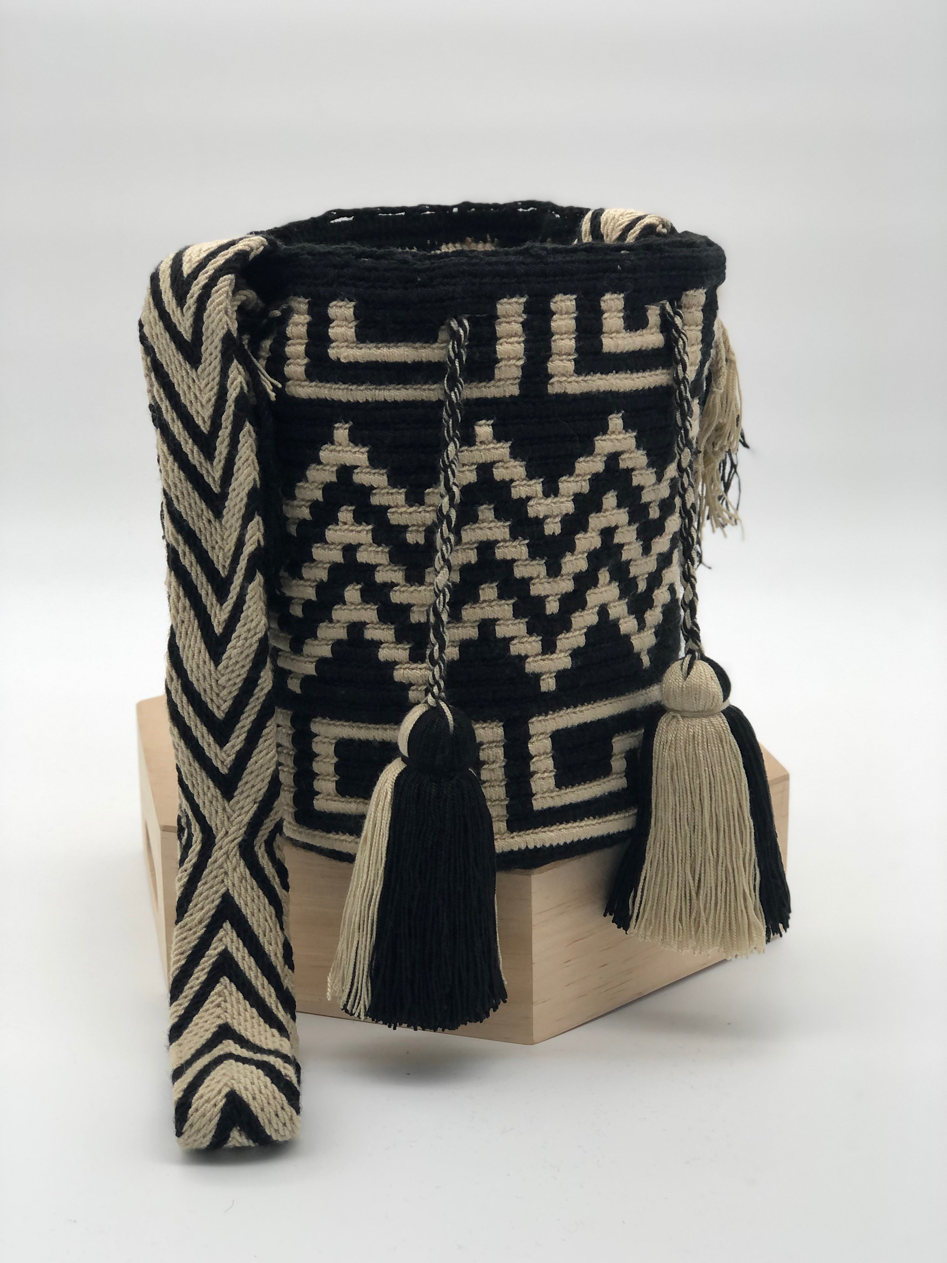 Wayuú Mediana 22 x 21