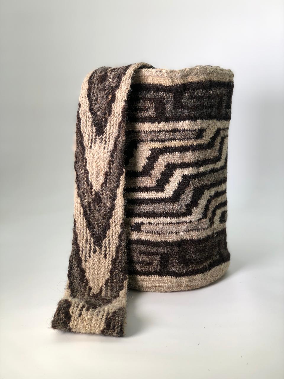 Arhuacas Medianas Premium 28 x 28