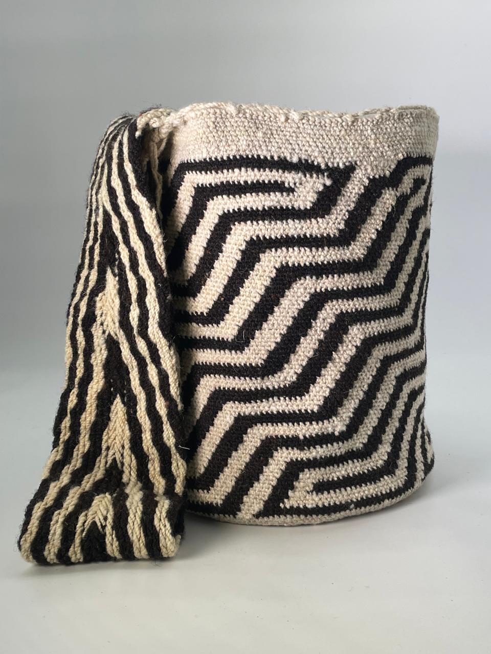 Arhuacas Medianas Premium 28 x 28