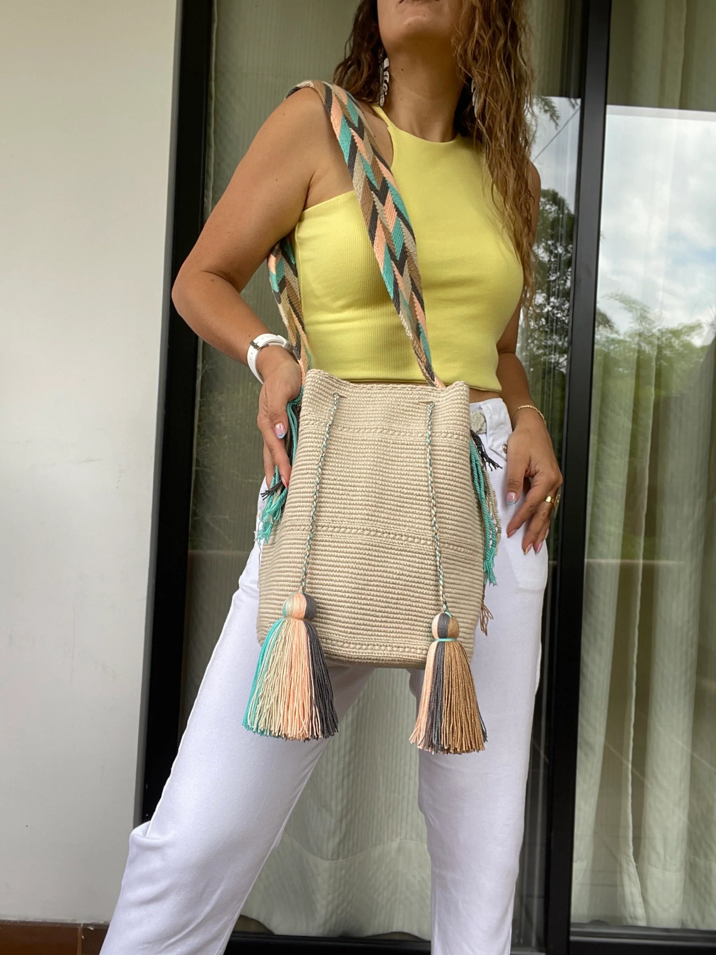 Wayuú Unicolor Grande Tradicional 29 x 29