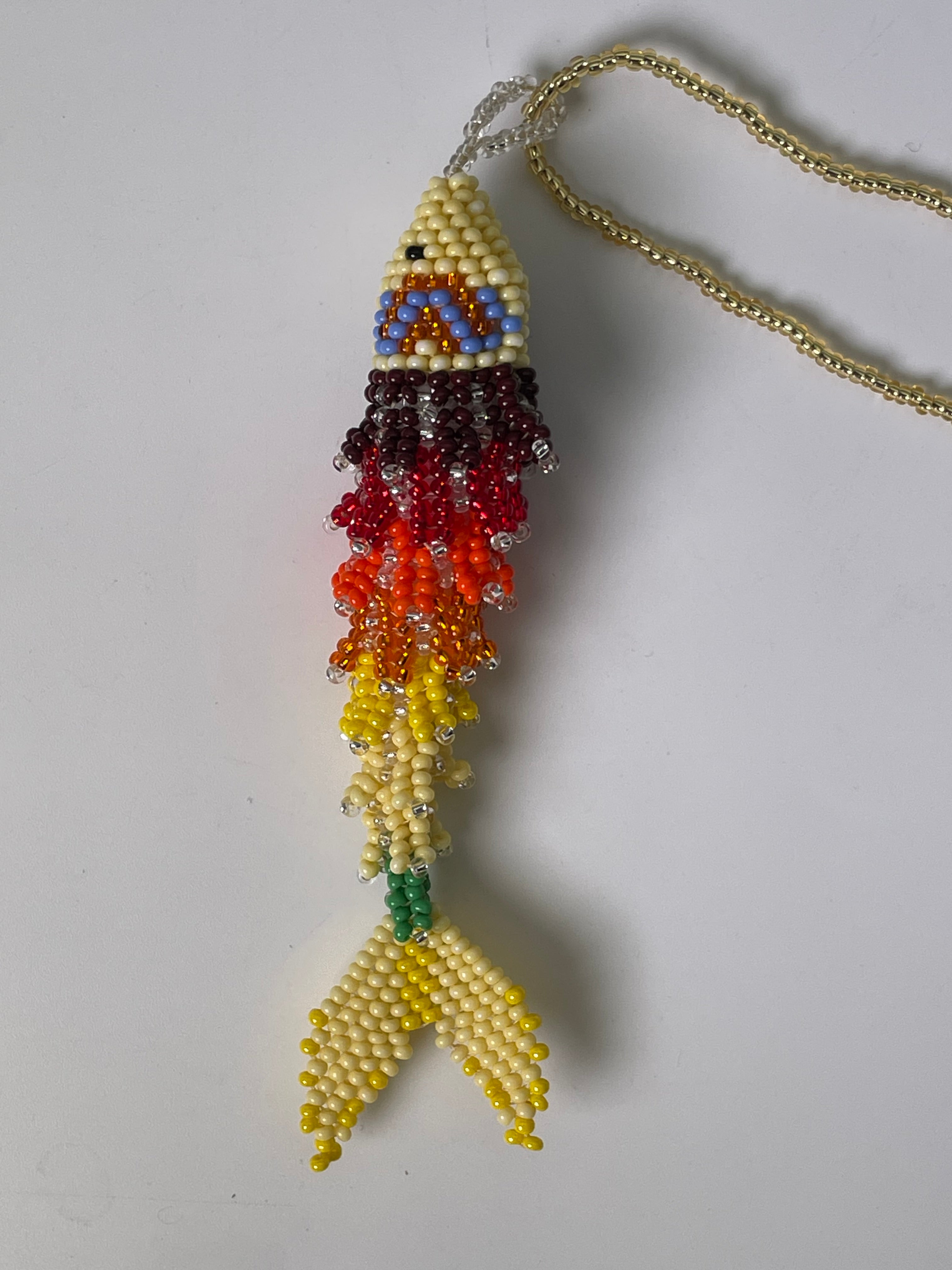 Collar Pez Macondo Mostacilla