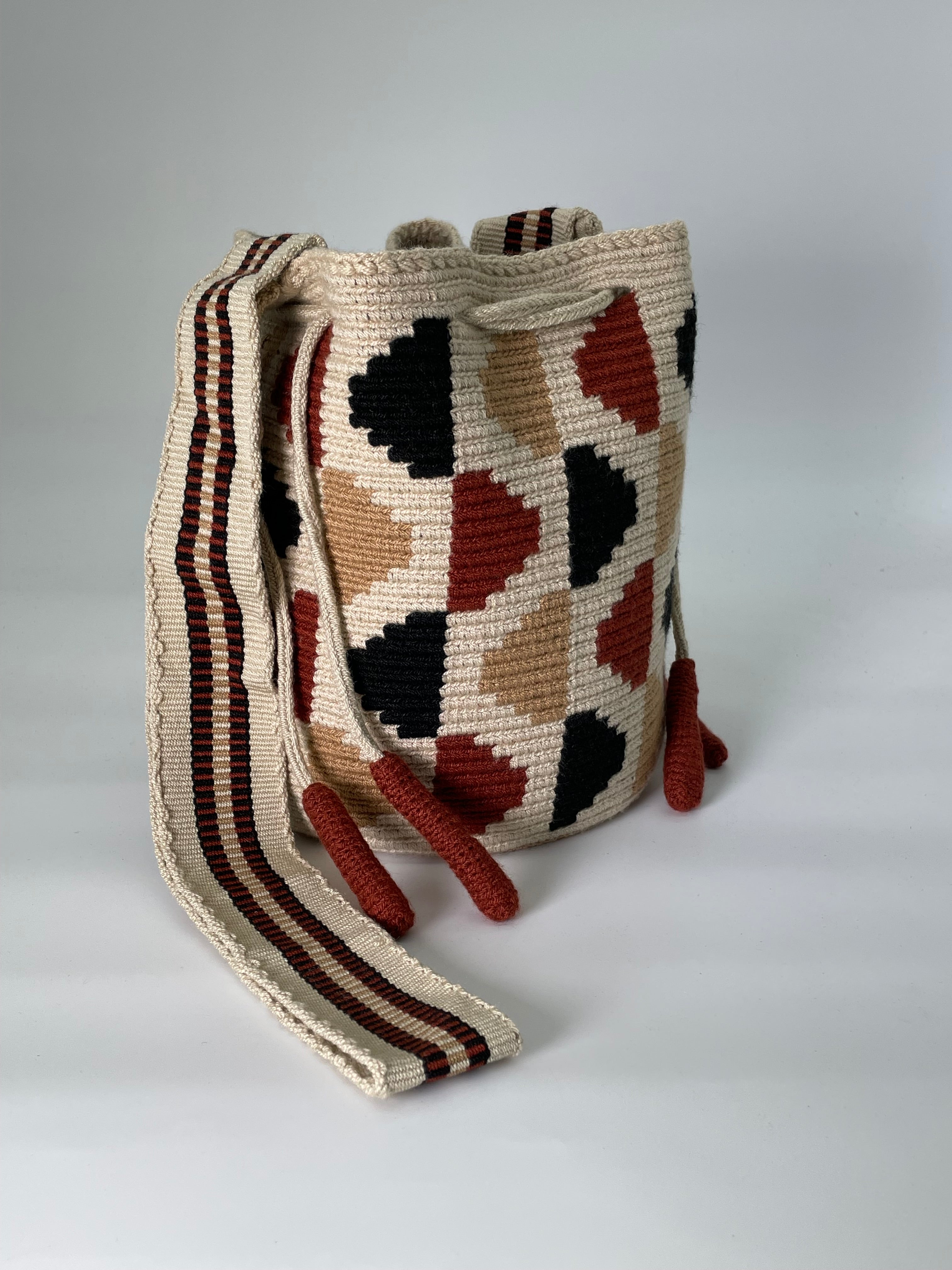 Wayuu Design Side Cord Medium 22x21