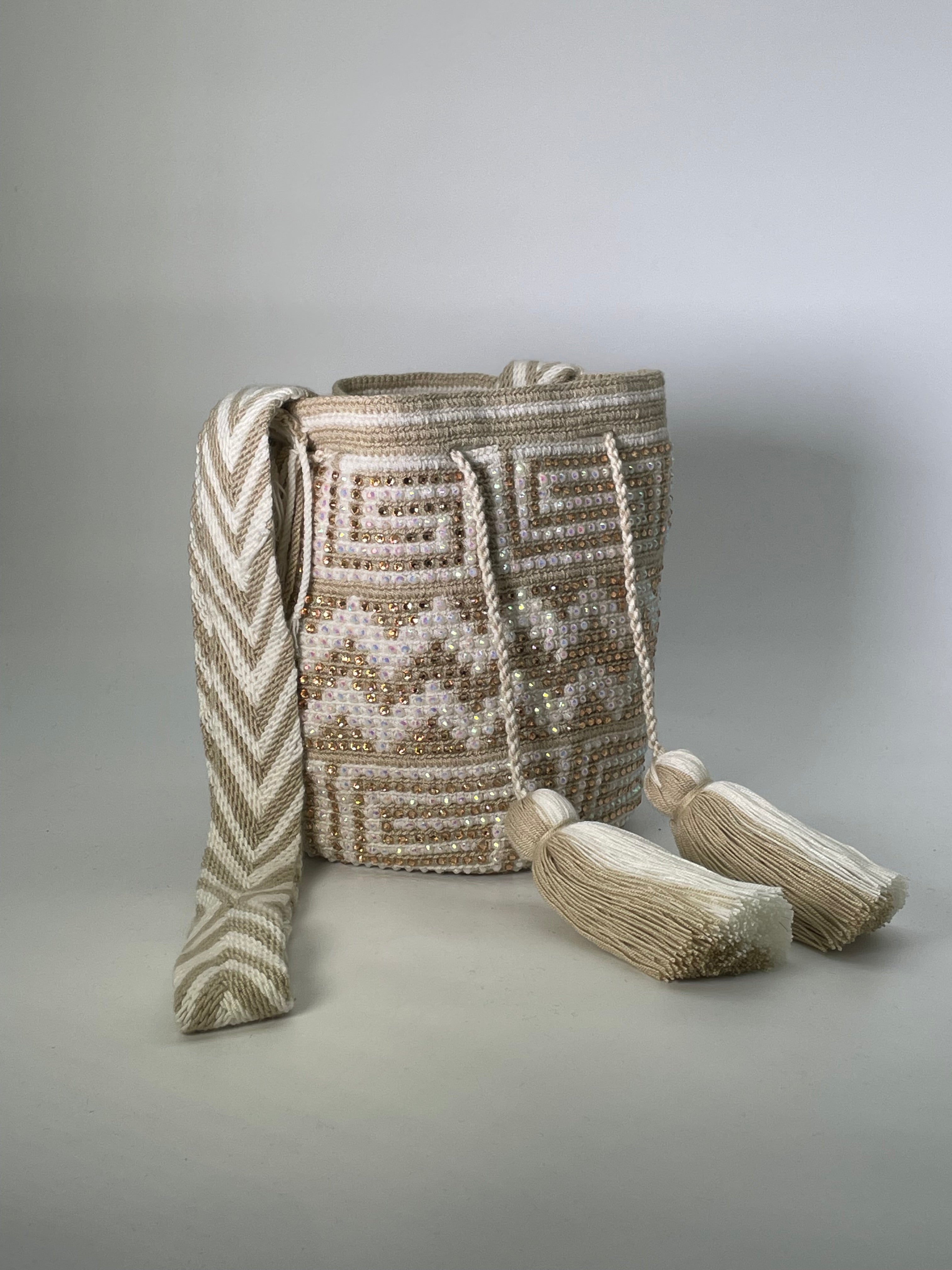 Wayuú Mediana Pedrería 22 x 21