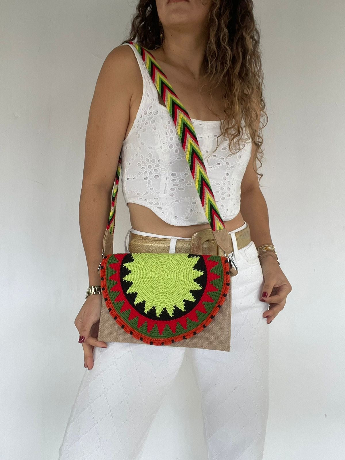 Sobre Exclusive Gaza 17 x 27