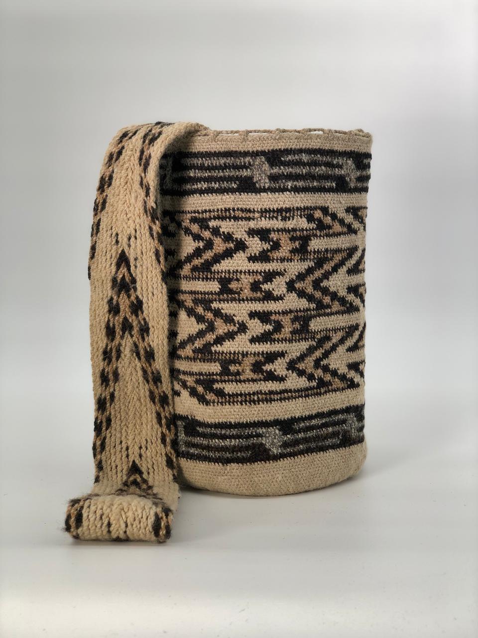 Arhuacas Medianas 26 x 25