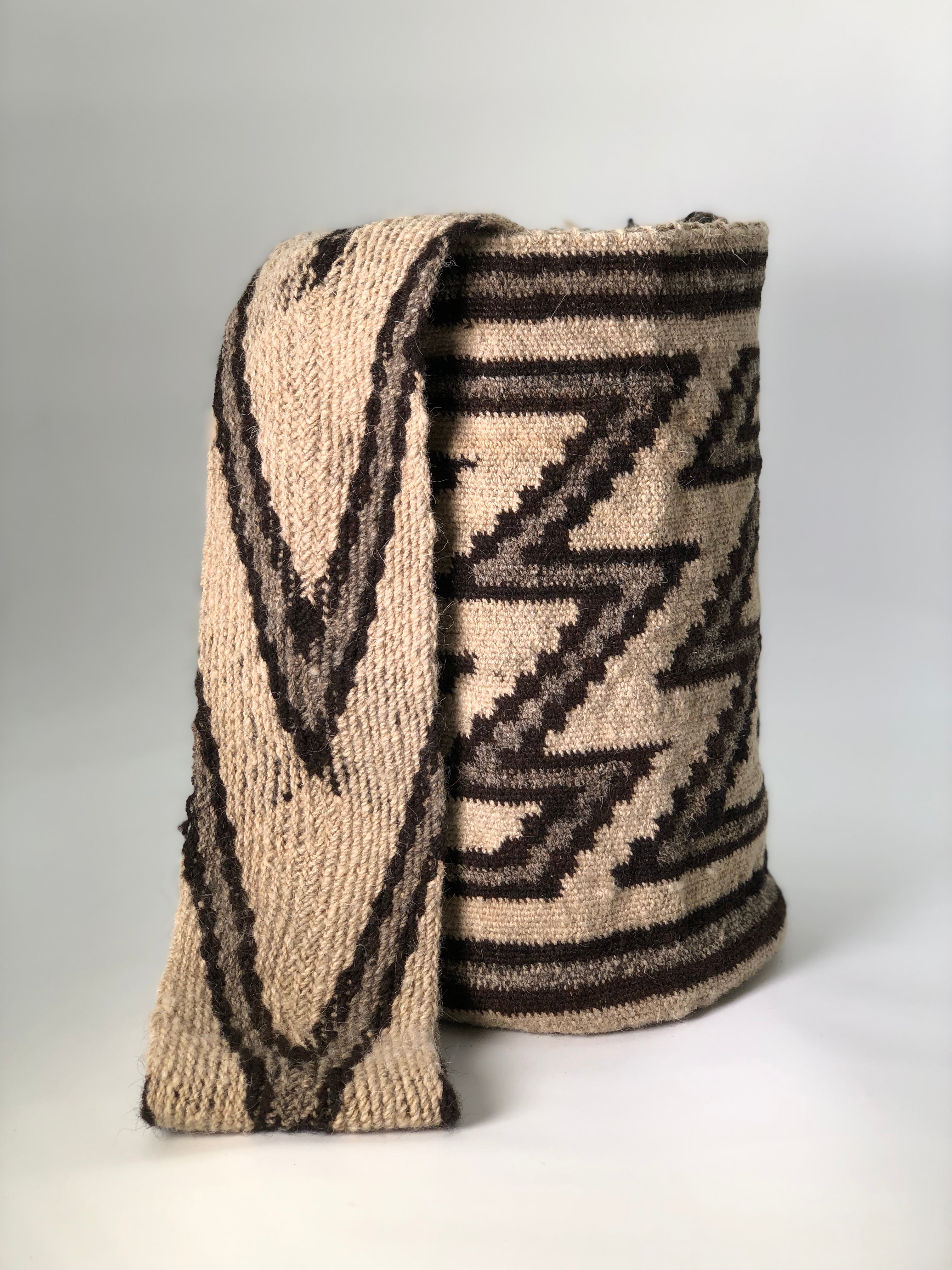 Large Arhuacas 33 x 28