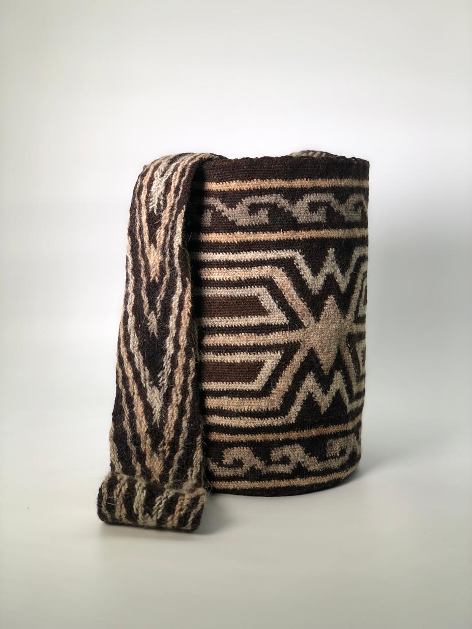 Arhuacas Medianas 26 x 25
