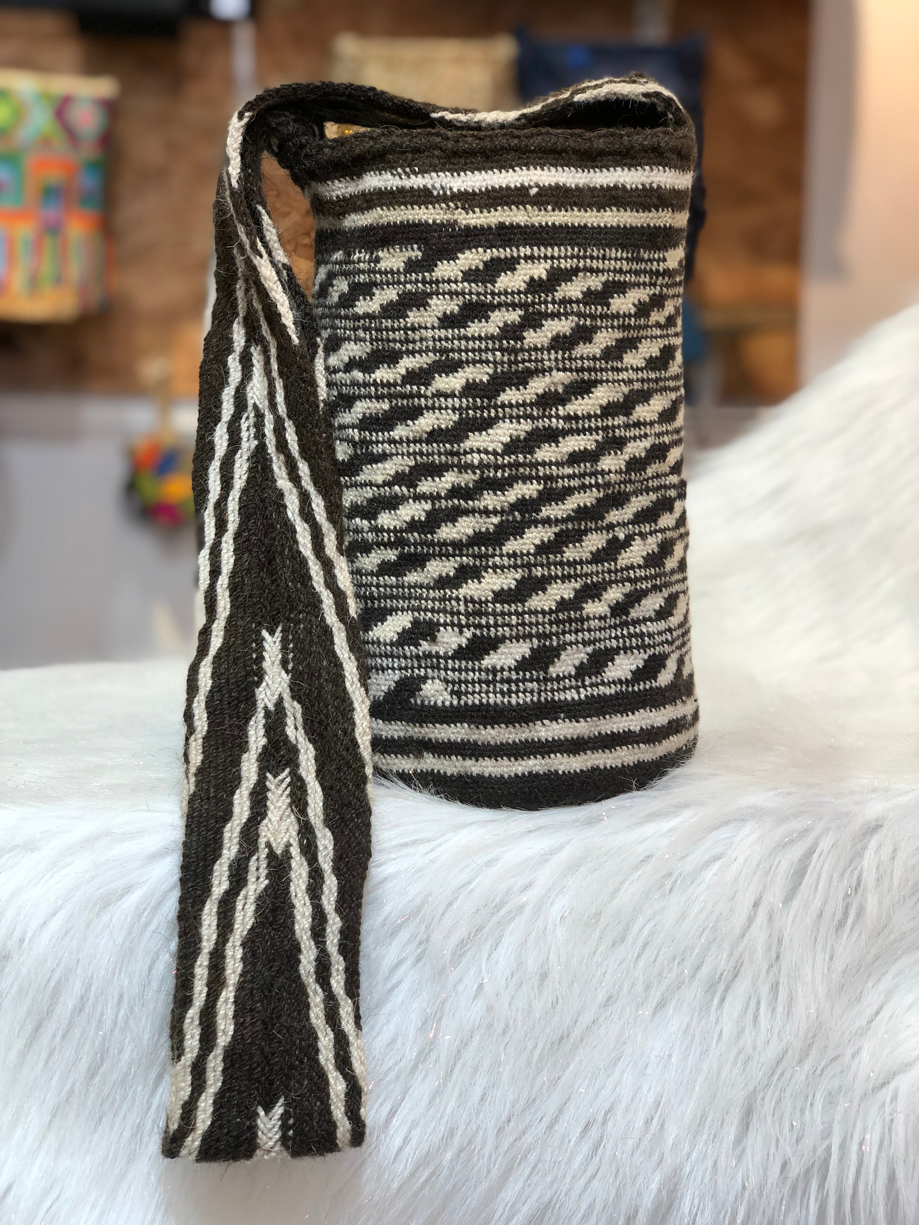 Arhuacas Medianas 26 x 25