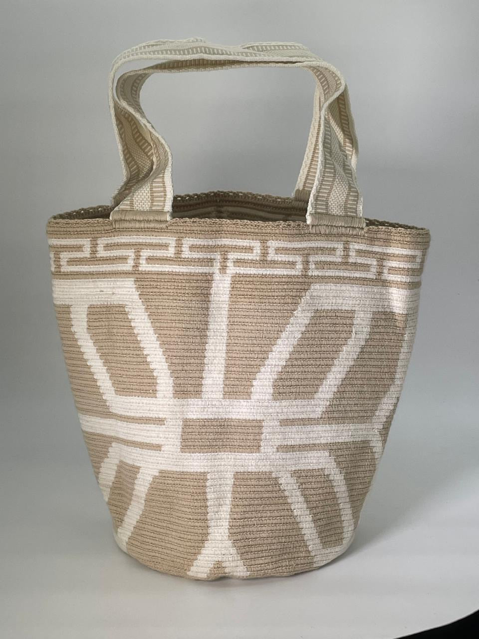 Wayuu backpack 40 x 35