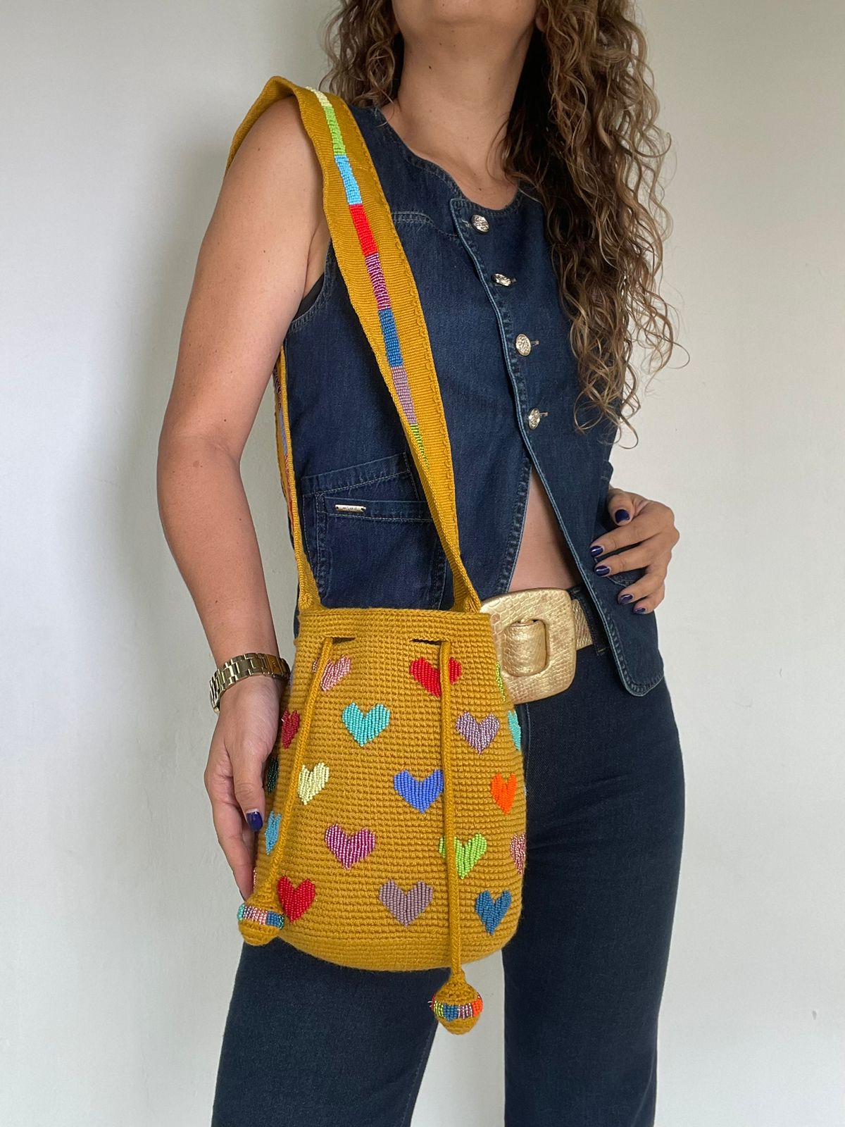 Wayuu Embroidered Hearts Medium 22 x 23