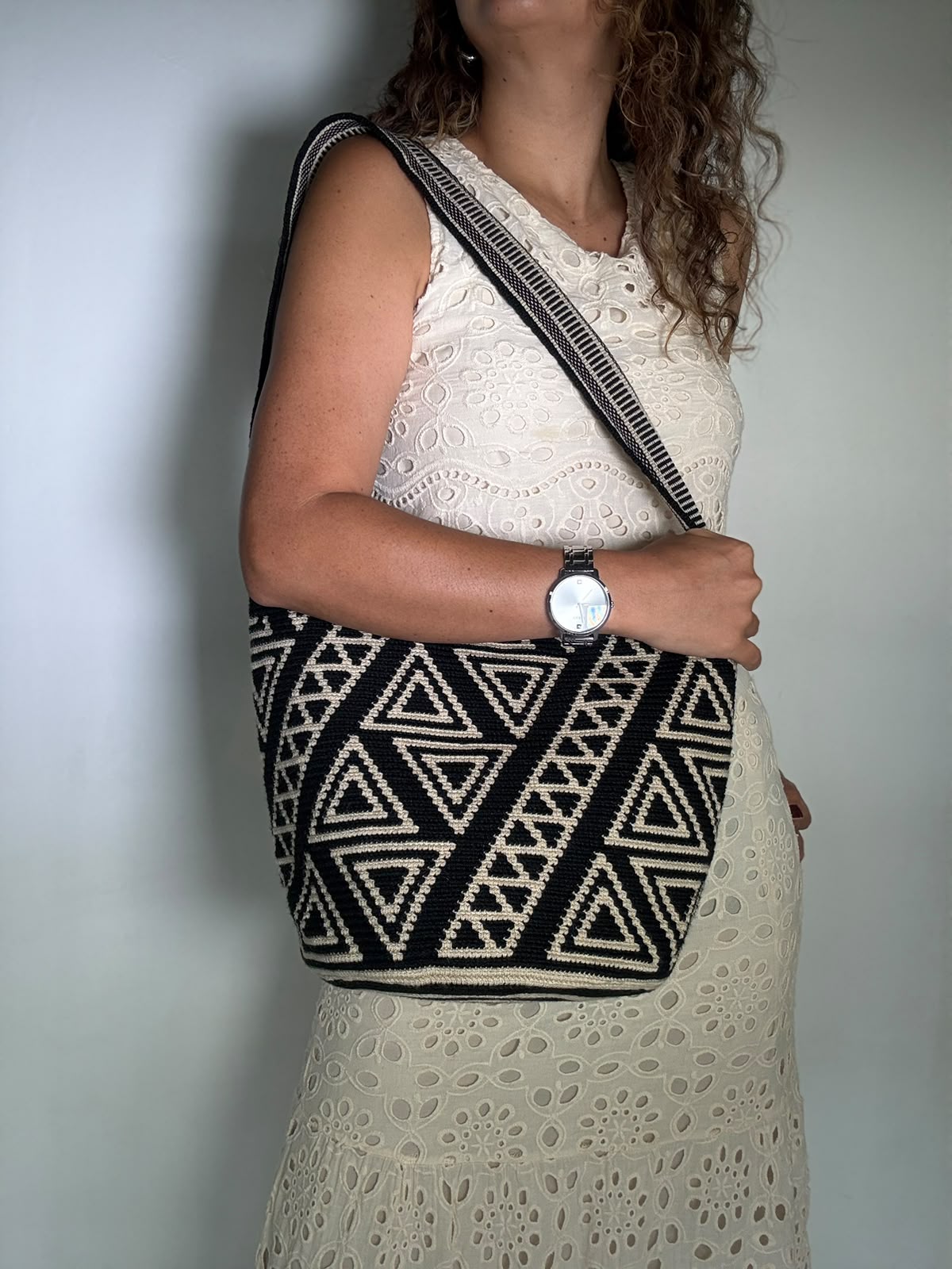 Bolso De Mano y Cargadera 29 x 29 con Cremallera