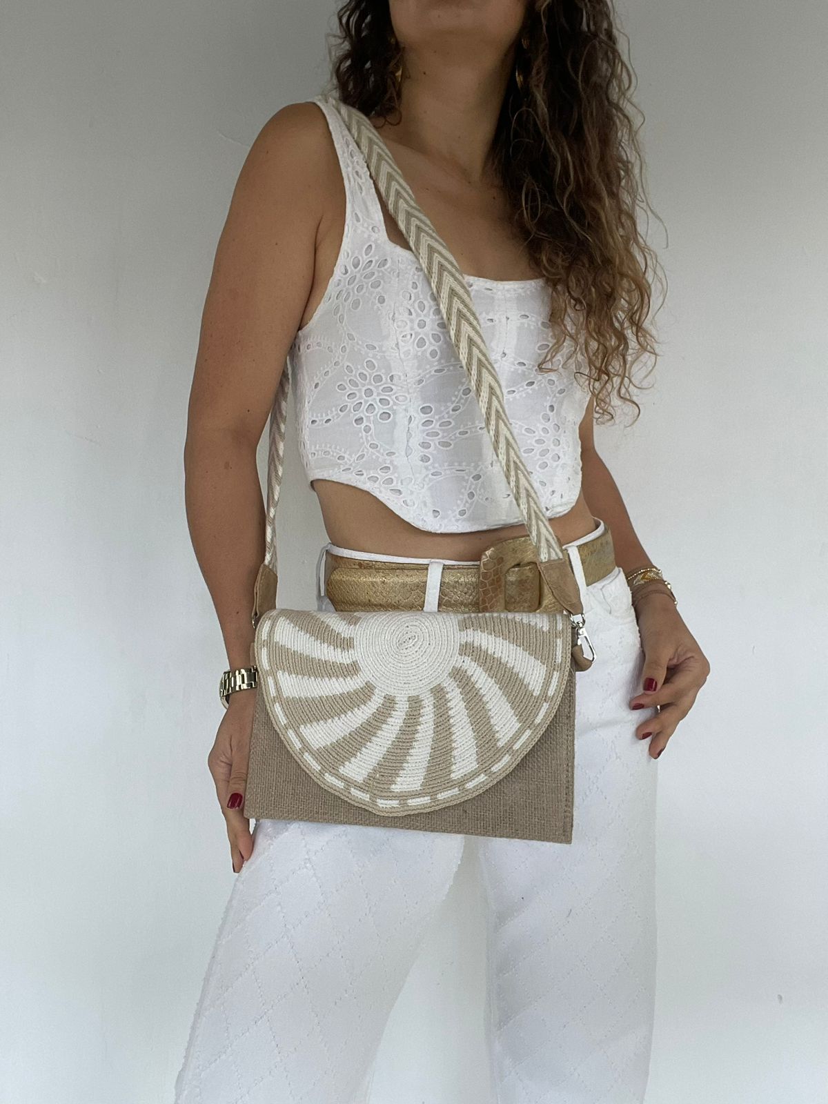 Sobre Exclusive Gaza 17 x 27