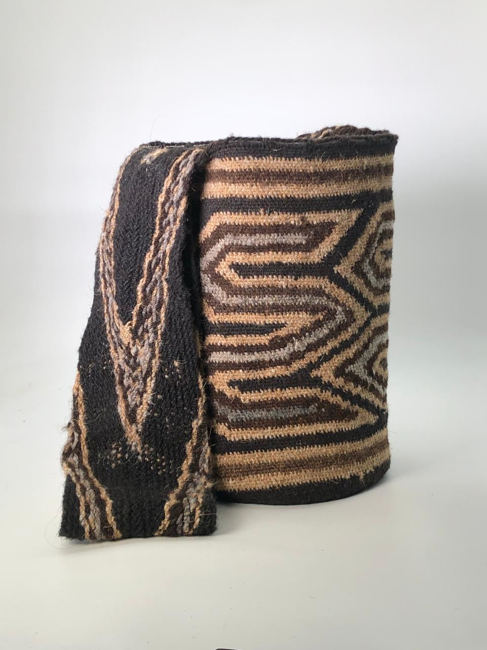 Arhuacas Medianas Premium 28 x 28