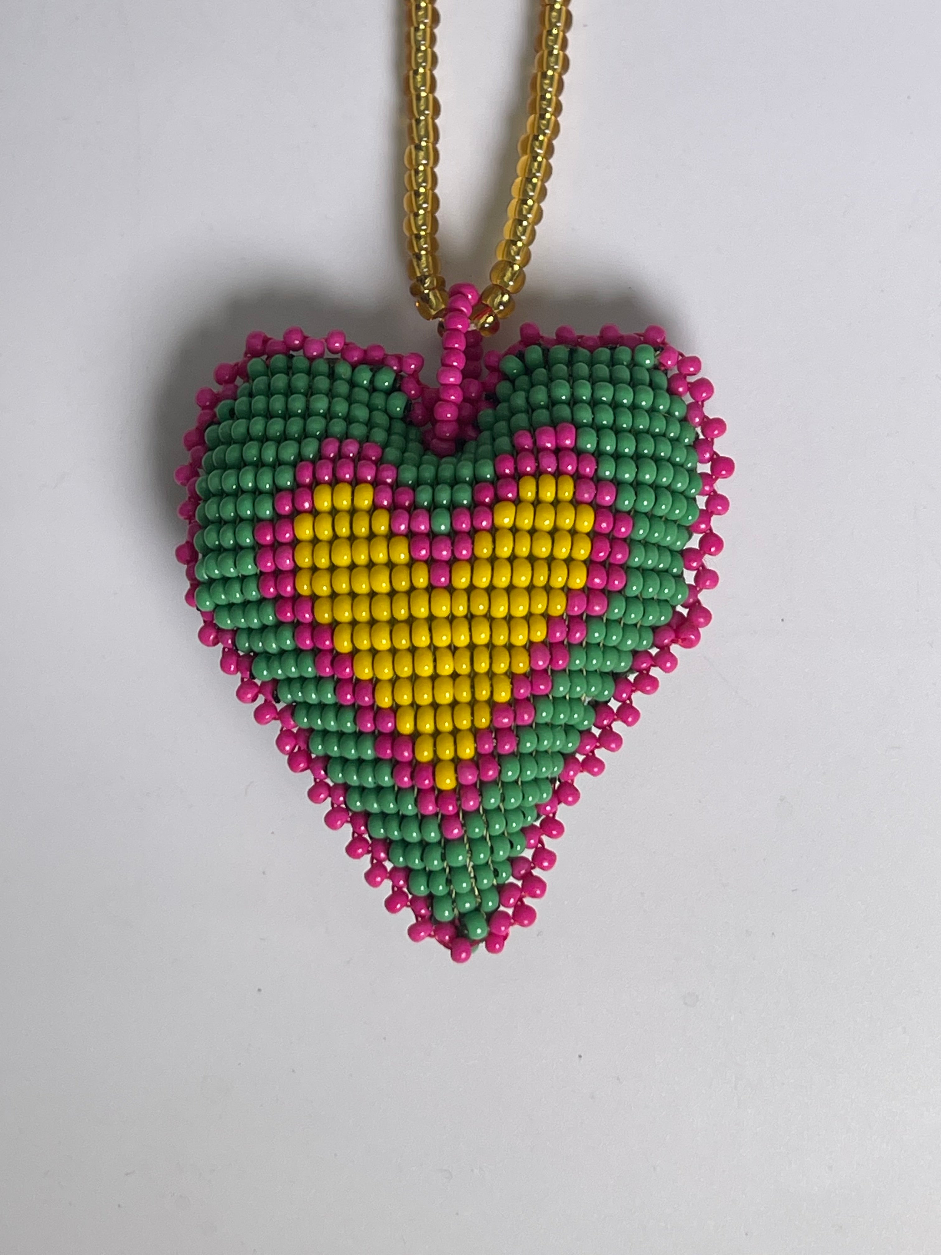 Collar Corazón Mostacilla