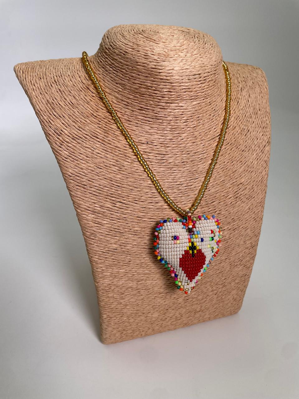 Collar Corazón Macondo Mostacilla