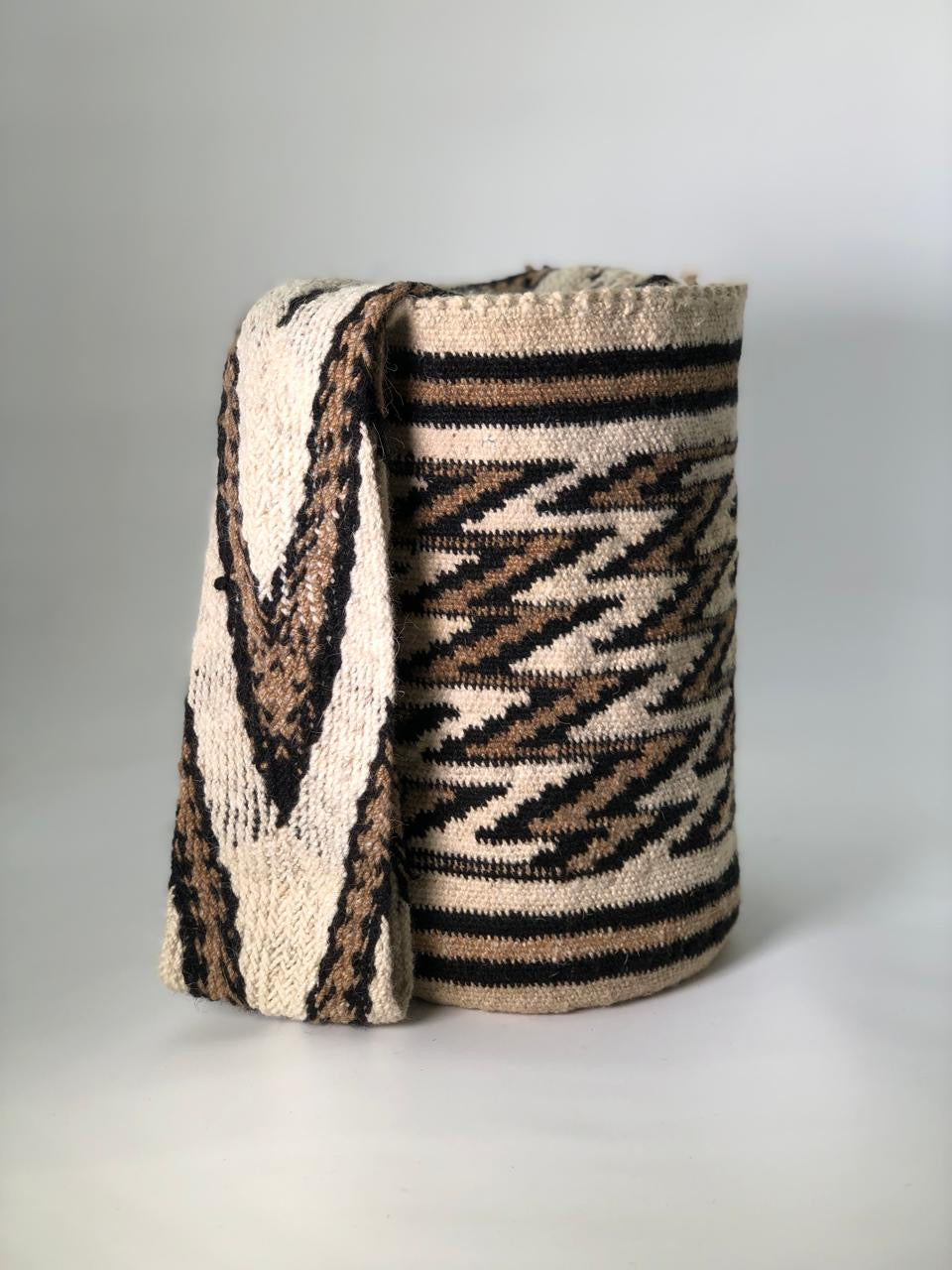 Arhuacas Medianas Premium 28 x 28