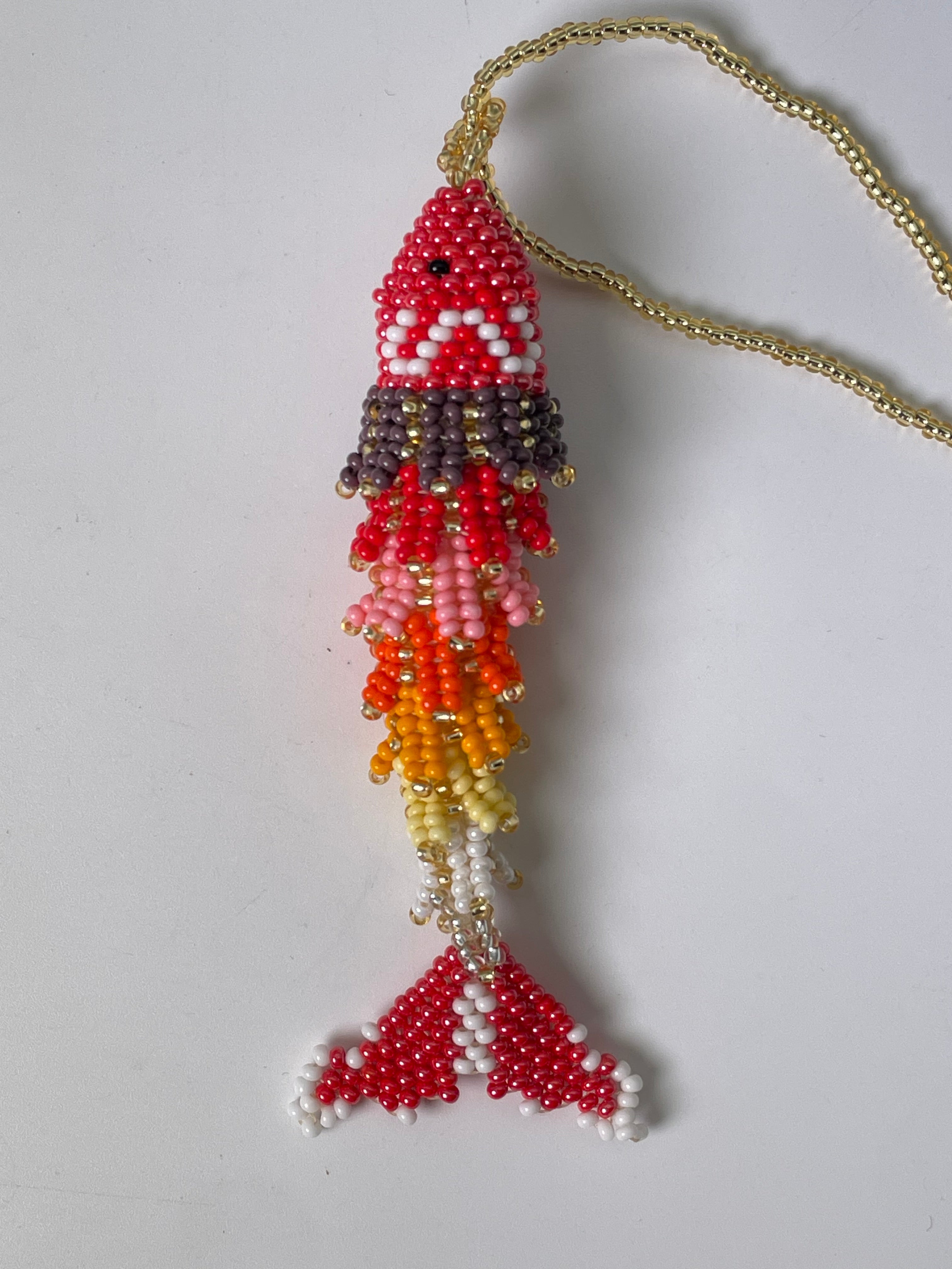 Collar Pez Macondo Mostacilla