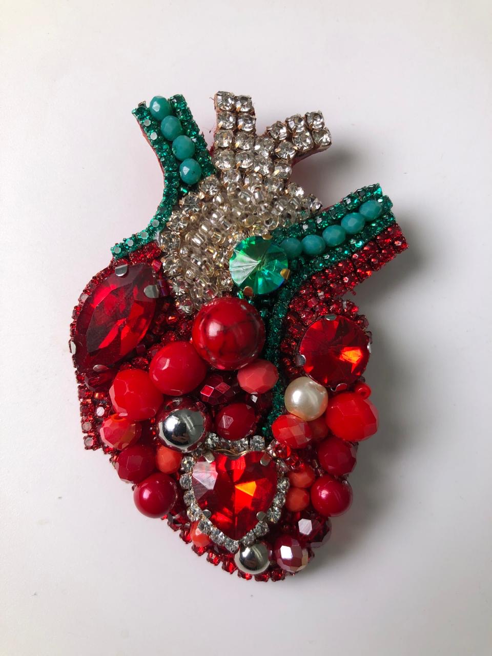 Prendedor Corazón Anatómico 7 Cm Alto