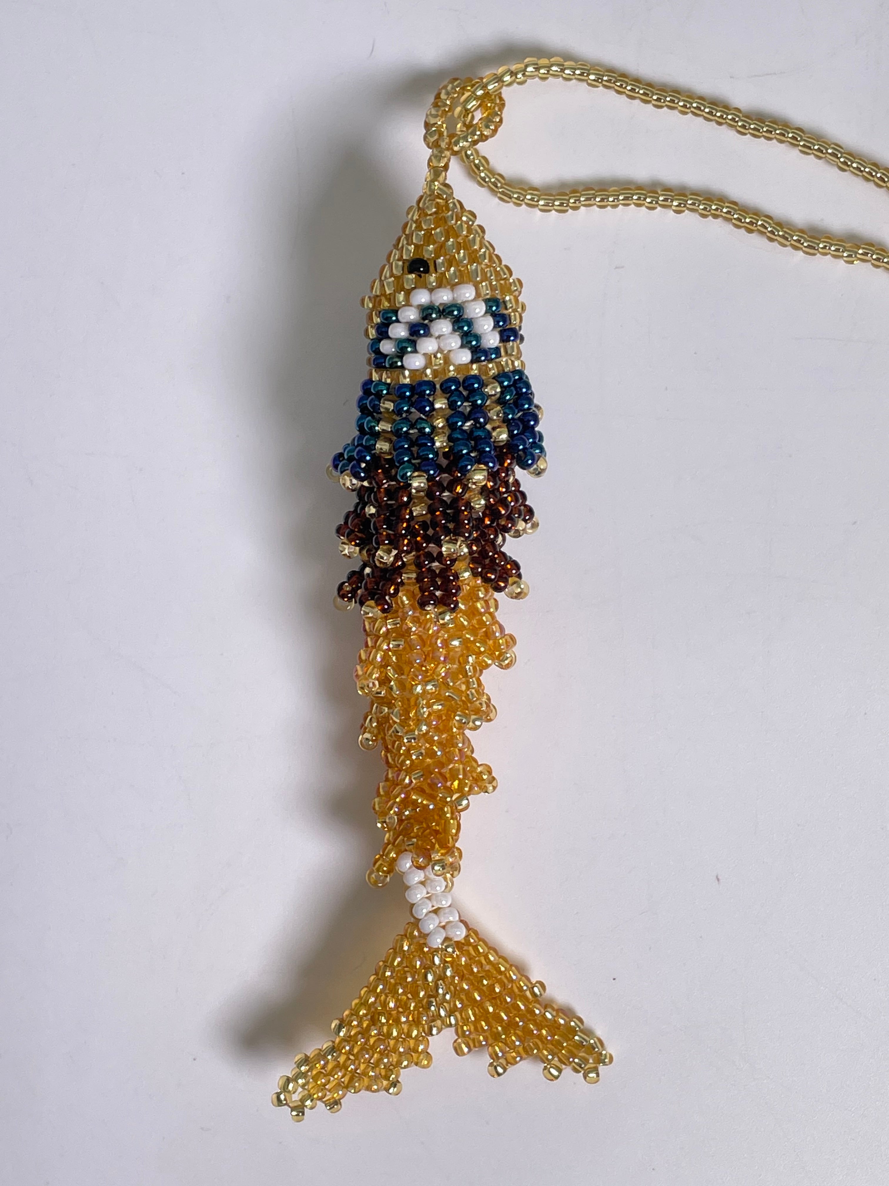 Collar Pez Macondo Mostacilla