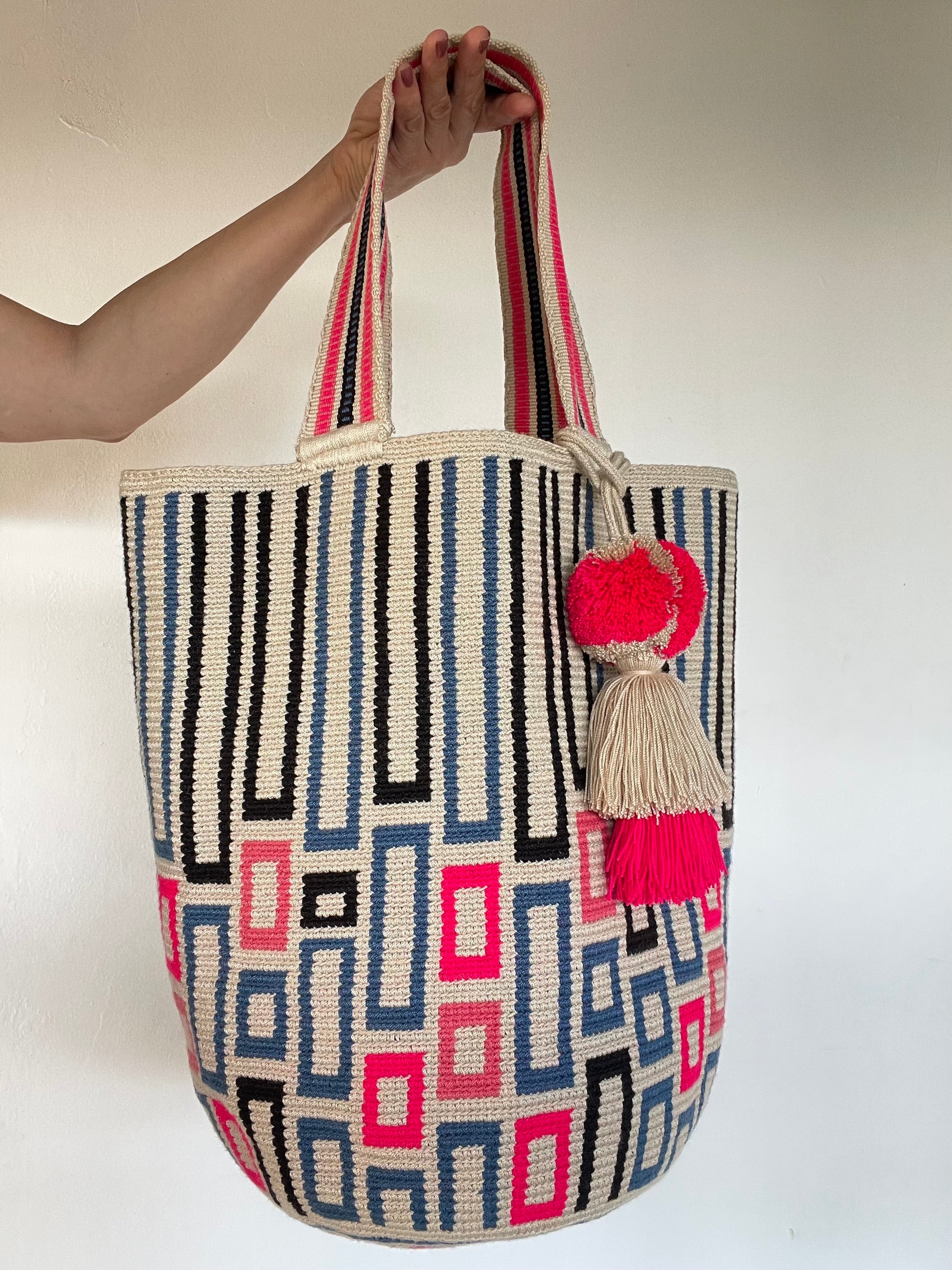 Premium Wayuu Backpack 40 x 35