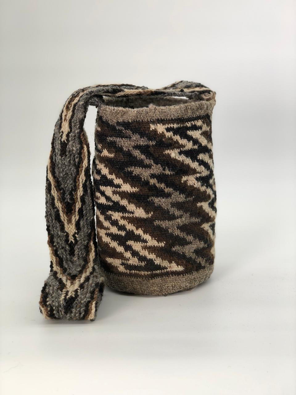 Arhuaca Mini 18 x 16