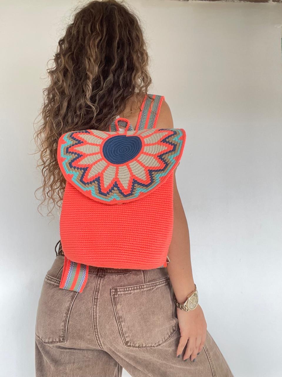 Wayuu bag 32 x 26