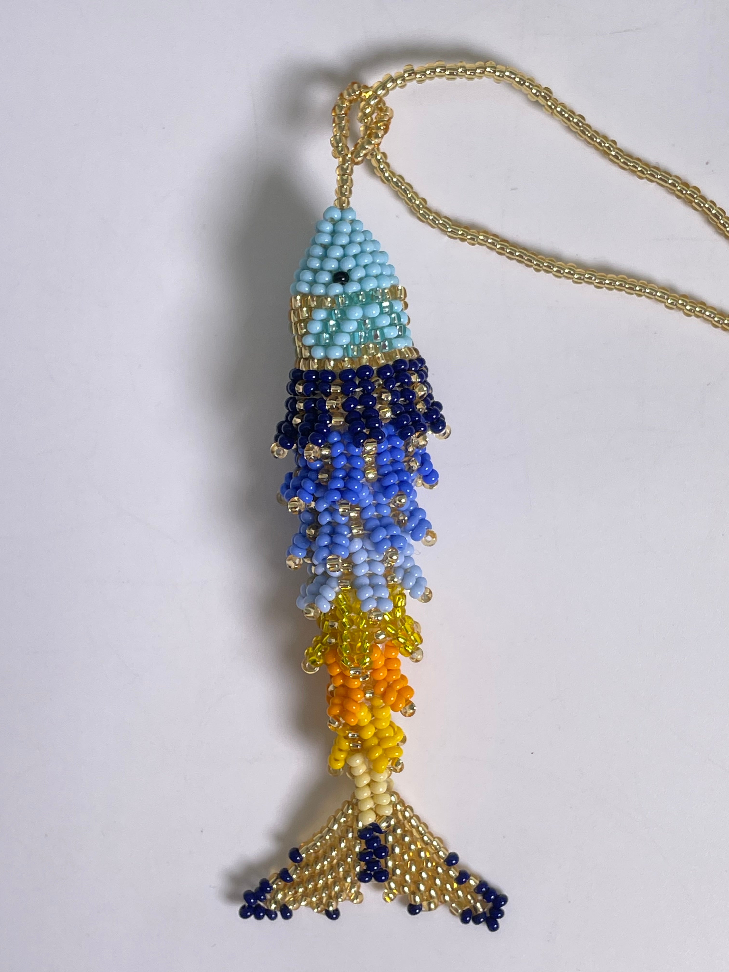 Collar Pez Macondo Mostacilla