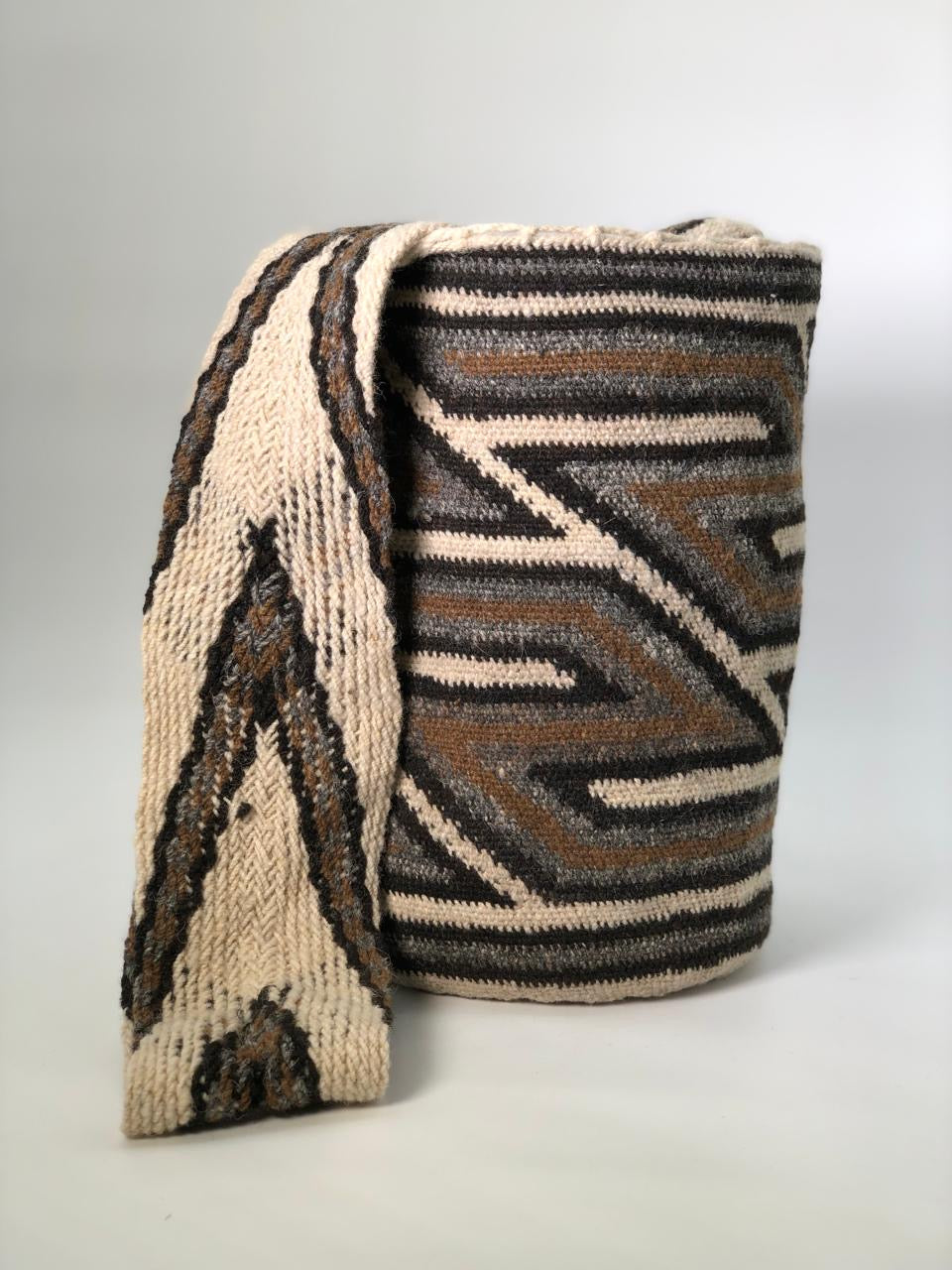 Arhuacas Medianas Premium 28 x 28