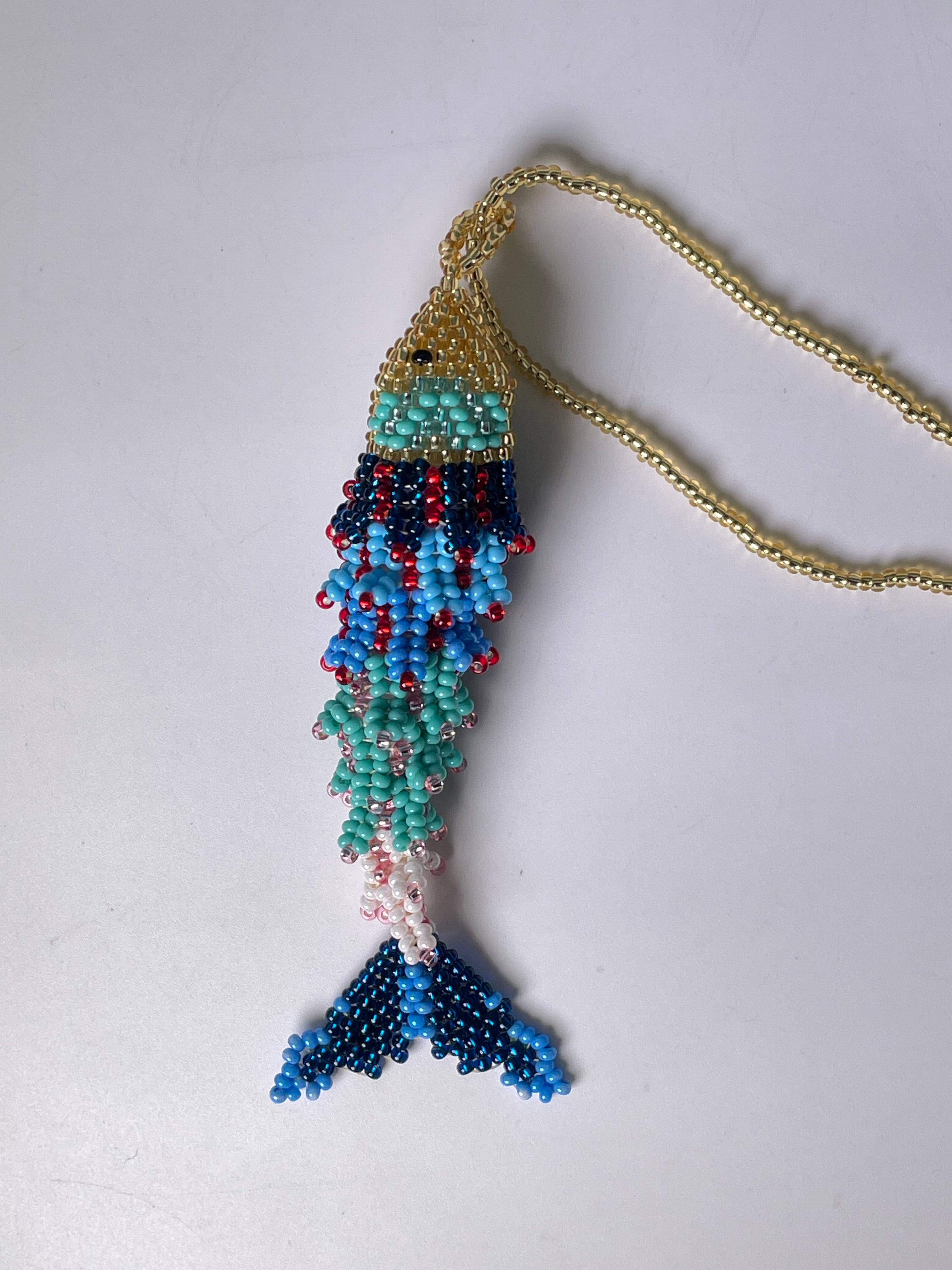Collar Pez Macondo Mostacilla