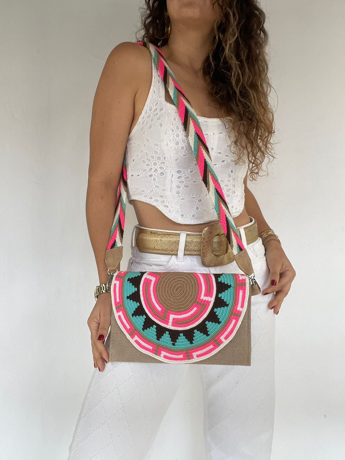 Sobre Exclusive Gaza 17 x 27