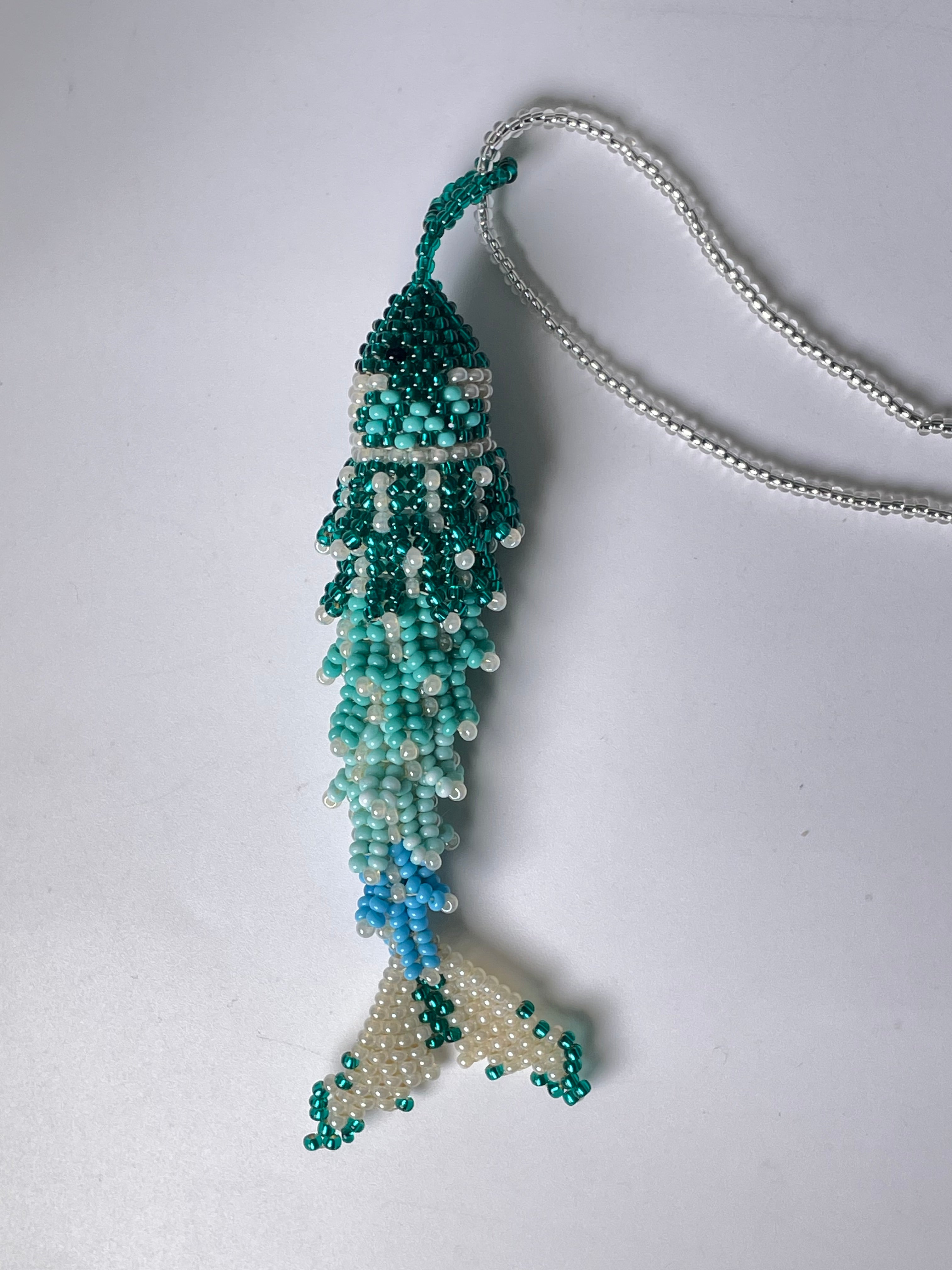 Collar Pez Macondo Mostacilla