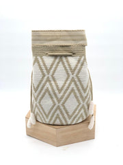 Wayuú Diseño Cordón Lateral Grande 29 x 29
