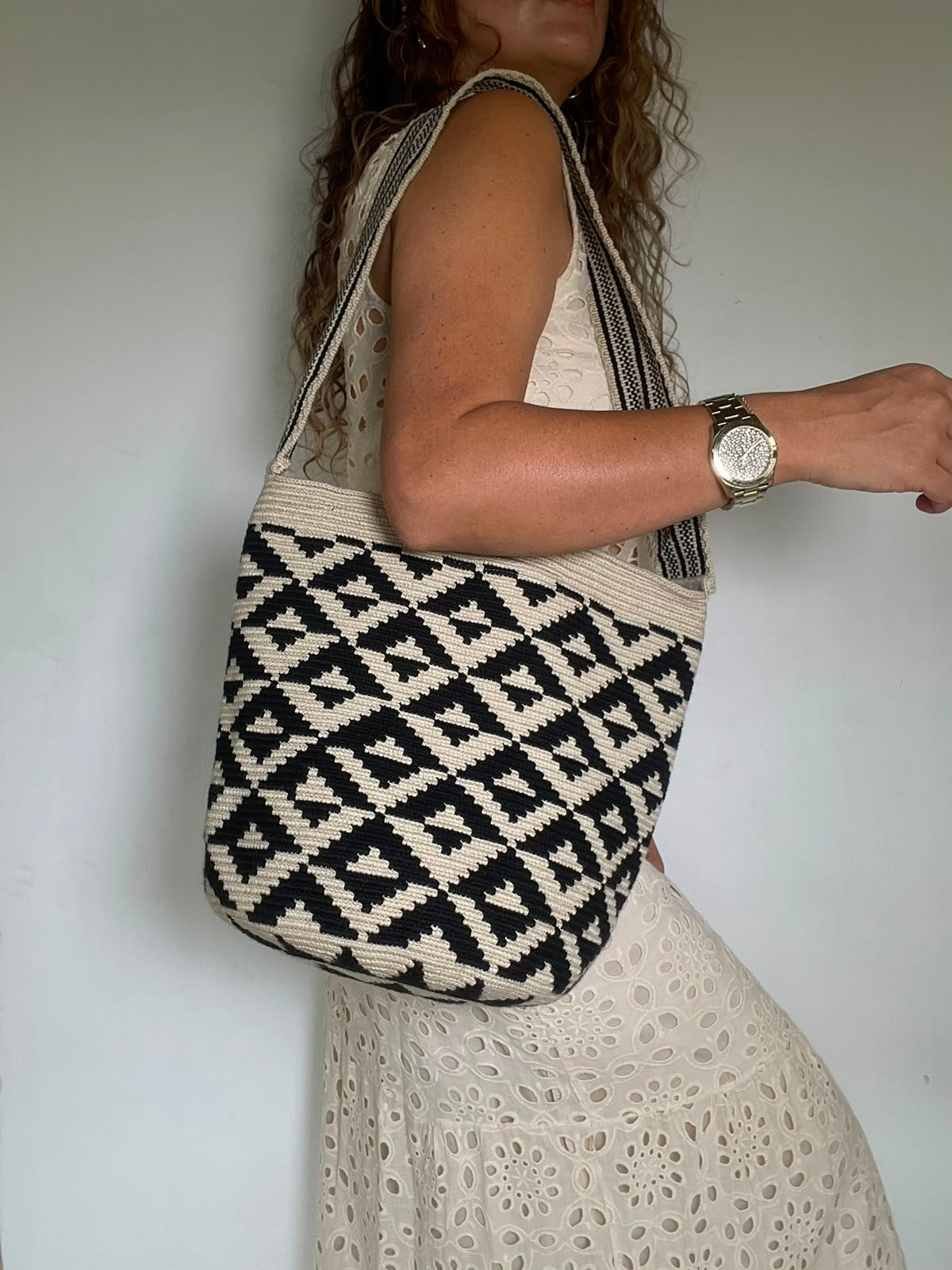 Bolso De Mano y Cargadera 29 x 29 con Cremallera