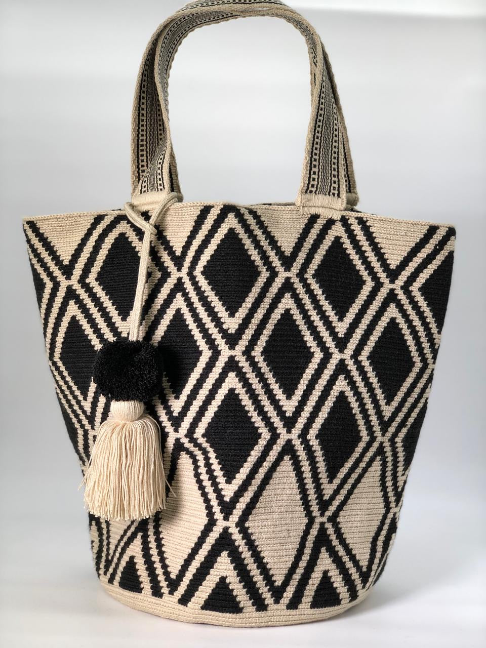 Premium Wayuu Backpack 40 x 35