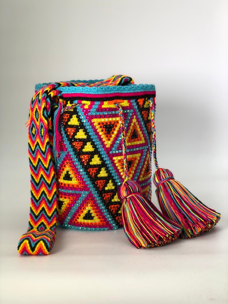 Wayuu Medium Rhinestones 22 x 21