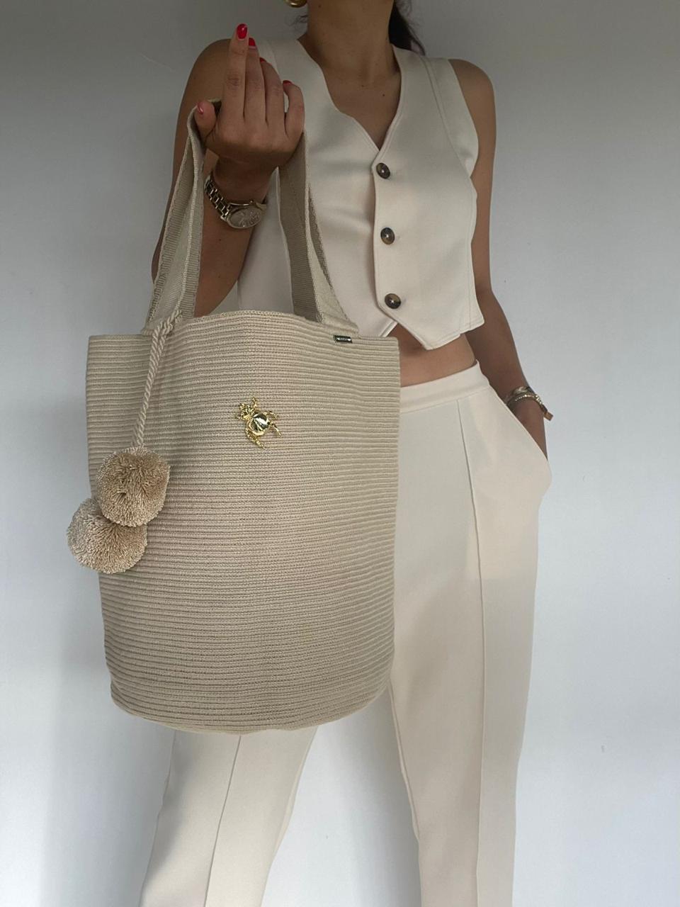 Backpack with Brooch and Tassels 40 x 35