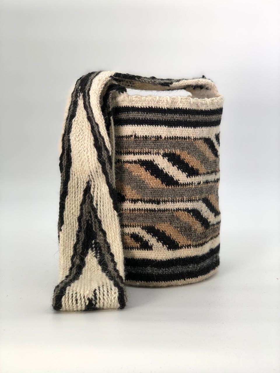 Arhuacas Medianas 26 x 25