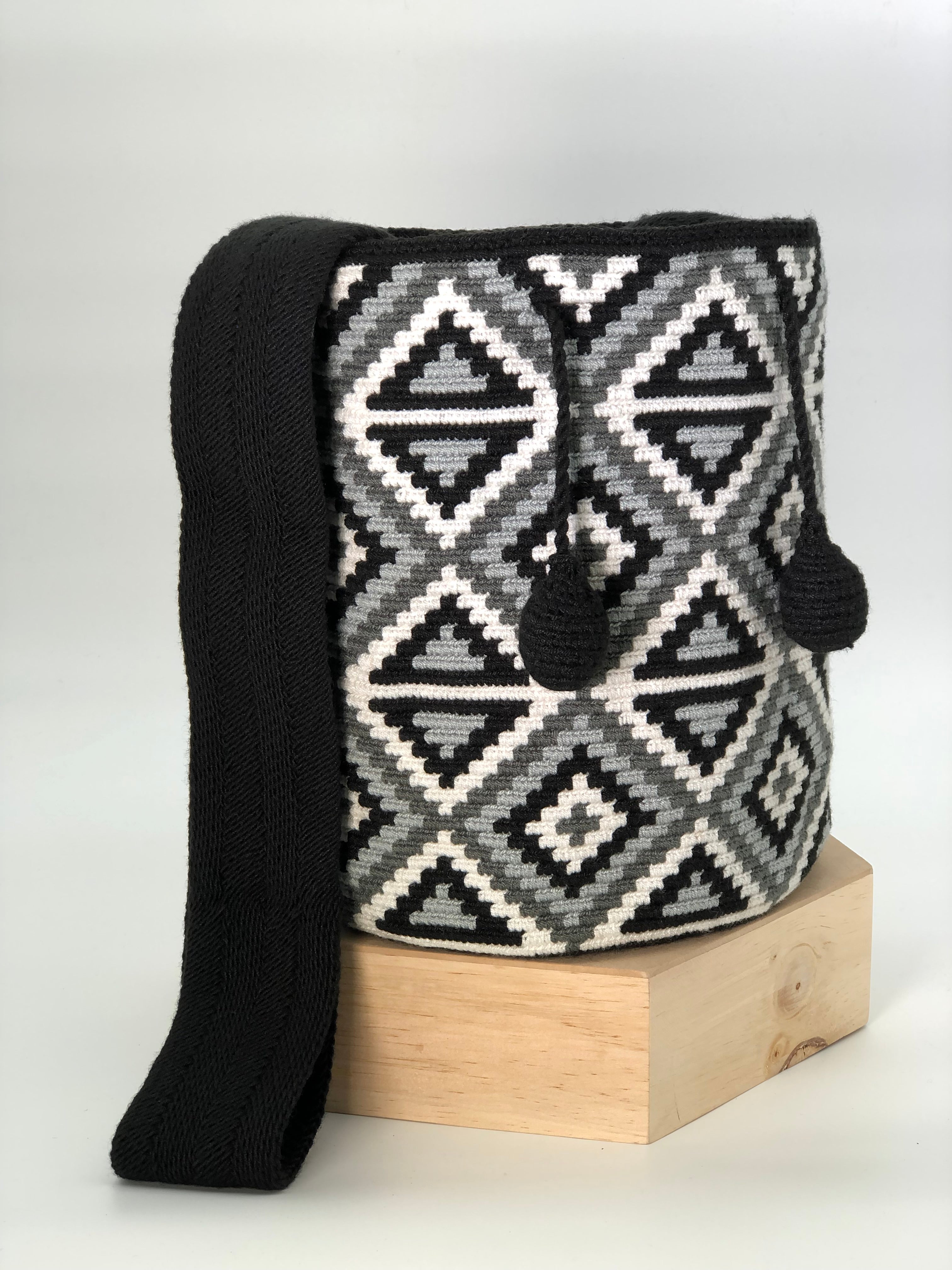 Wayuú hombre diseño 29x29