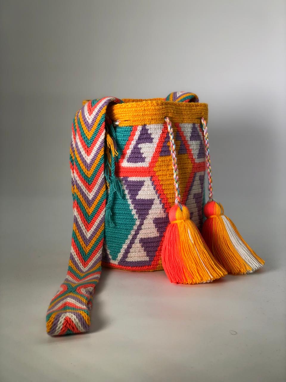 Wayuú Mediana tradicional 22 x 21