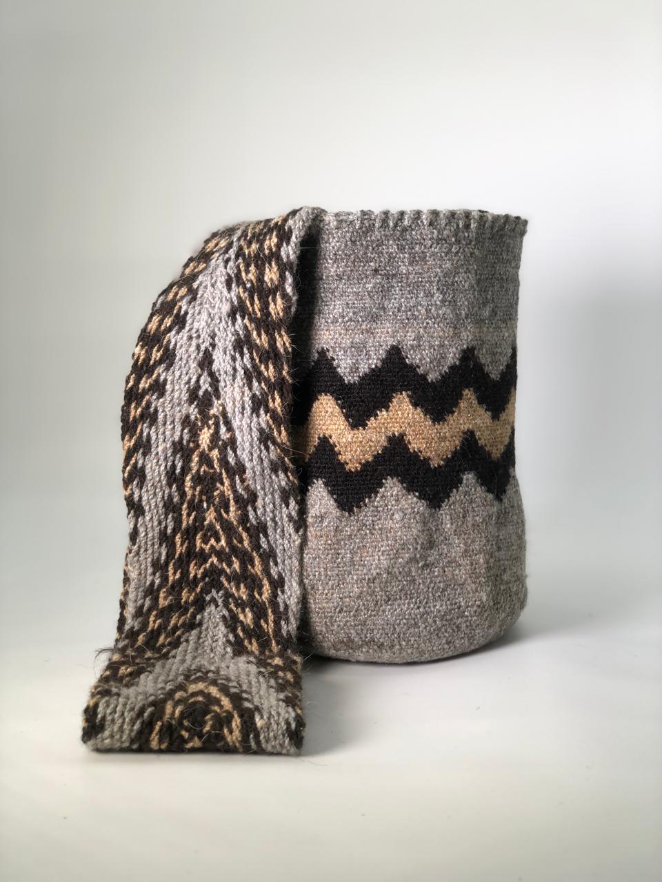Arhuacas Medium Mini 23 x 25 